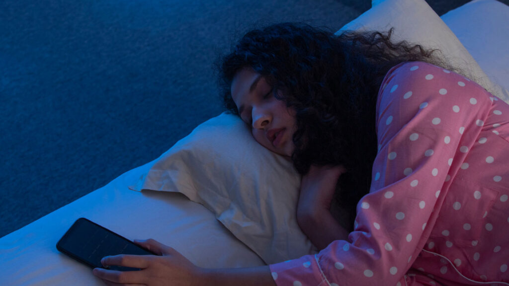 Nighttime Habits That Disrupt Sleep — and Spike Blood Sugar